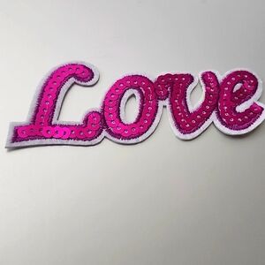 SPARKLE SEQUINS LOVE IRON ON PATCH